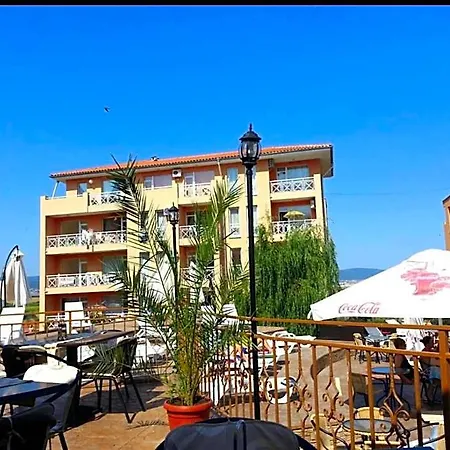 Hotel In Sunny Day 6 Complex