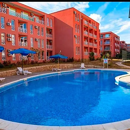 In Sunny Day 6 Complex *