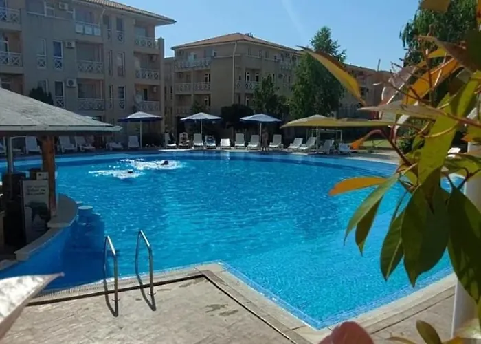 In Sunny Day 6 Complex Hotel *