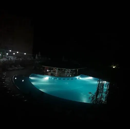 In Sunny Day 6 Complex 酒店 *