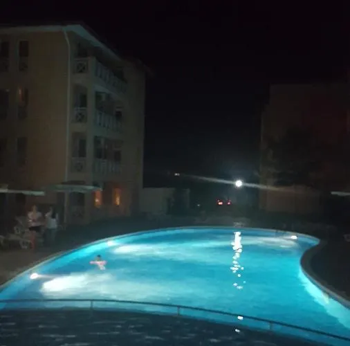 In Sunny Day 6 Complex 酒店 *